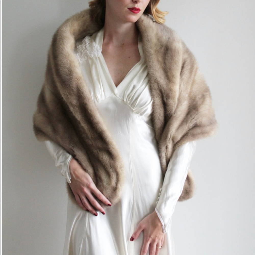 Vintage 1950s - 60s Silver Mink Fur Stole Saks Fifth Avenue